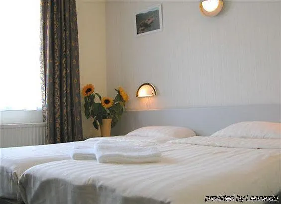 Hotel Zwanenburg Amsterdam Airport 3*,  Países Bajos
