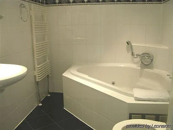 Hotel Zwanenburg Amsterdam Airport